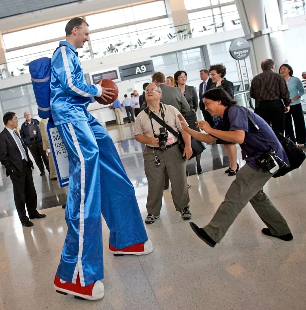 JetBlue — LEGROOM STILTWALKERS